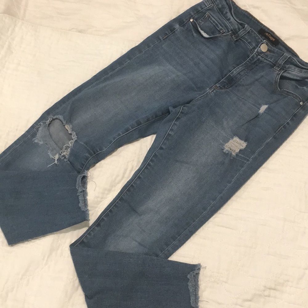 Refuge Jeans with fashion holes size 8